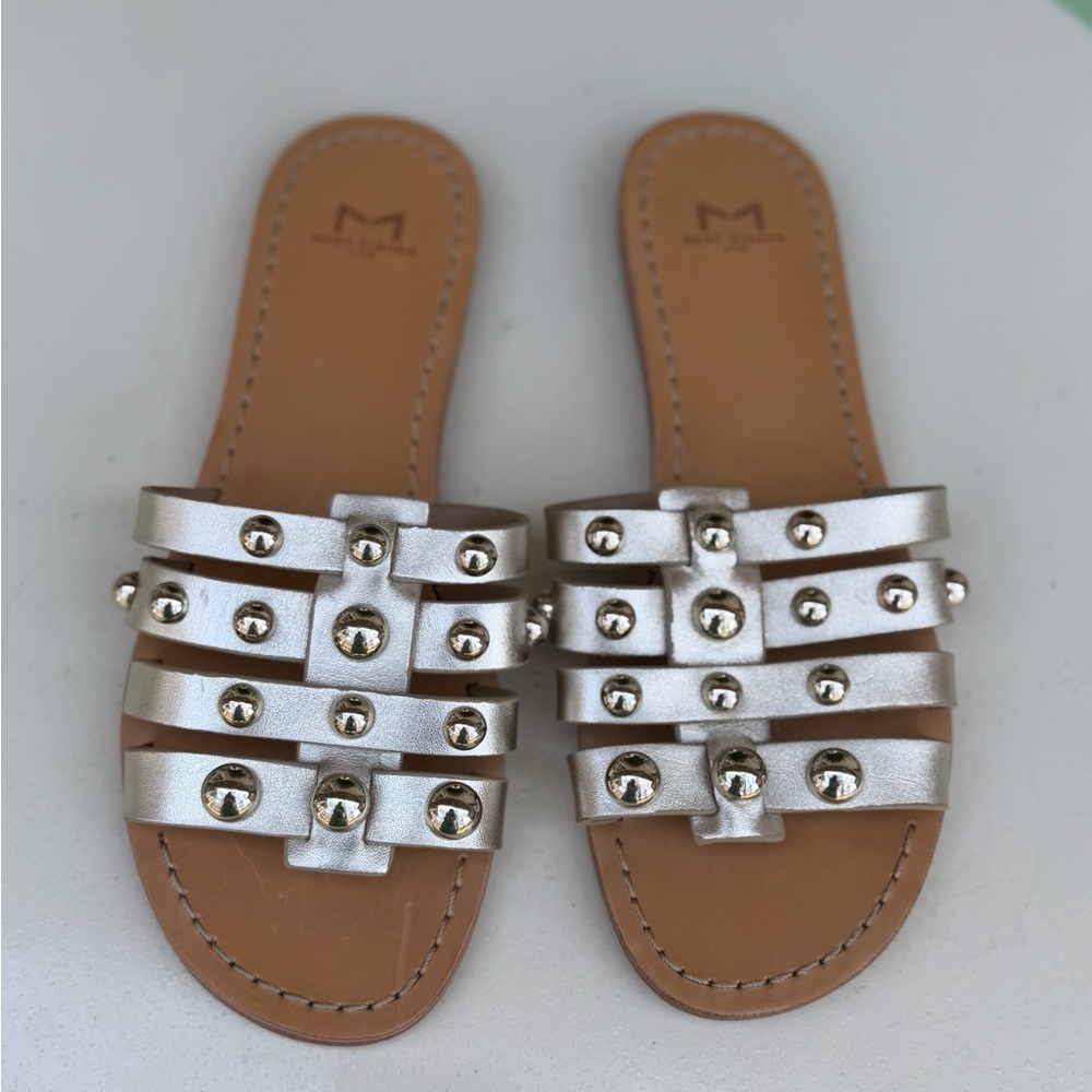 Marc Fisher LTD Pava Slide Size 7 Metallic Flat Sandal for Women Gold Silver